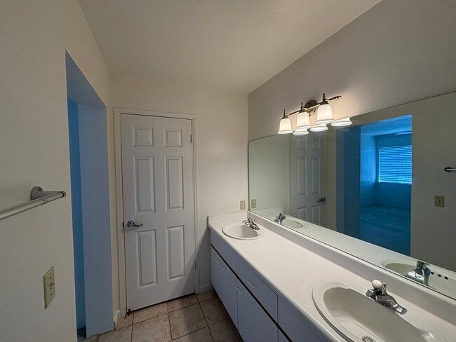 Building Photo - 91-1058-1058 Keokolo St