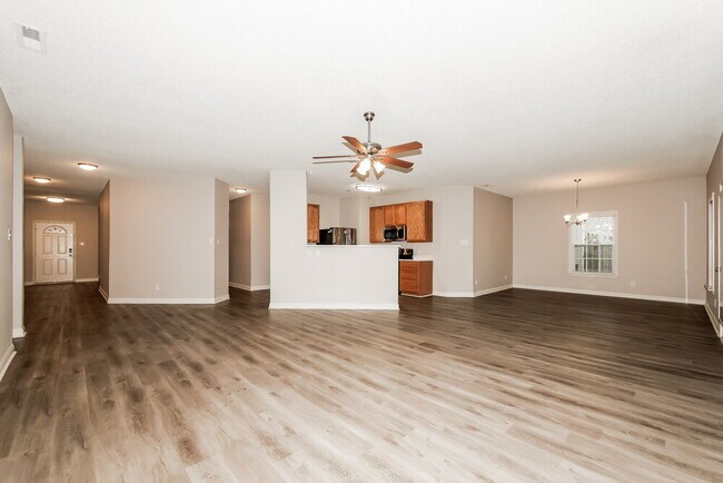 Building Photo - 709 Timeless Run