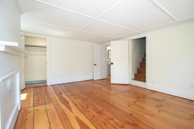 Building Photo - Amazing, Rarely Available Farmhouse with Carriage House and Garage