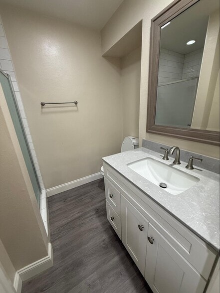 Downstairs Bathroom - 187 Morristown Ln