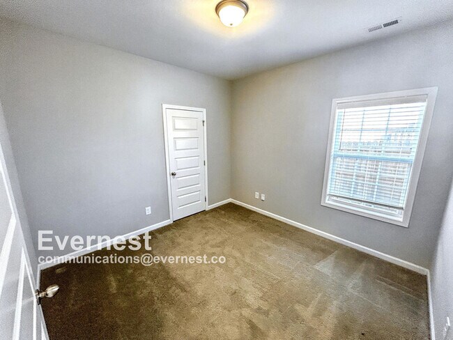 Building Photo - 1109 Prospect Ct