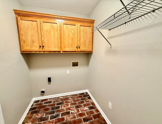 Building Photo - 12483 Fairhope Way