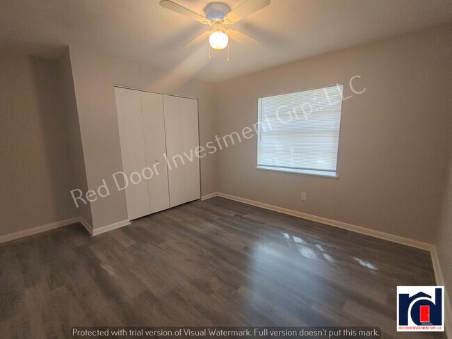 Building Photo - Renovated 2 Bedroom 1 Bath Quadplex-Ocala!