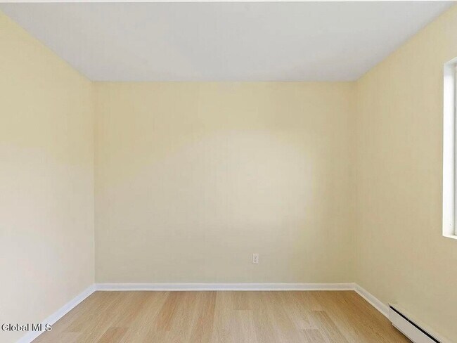 Building Photo - 19 Harvest Way