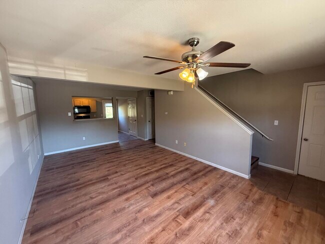 Building Photo - 4006 Snowy Owl Dr