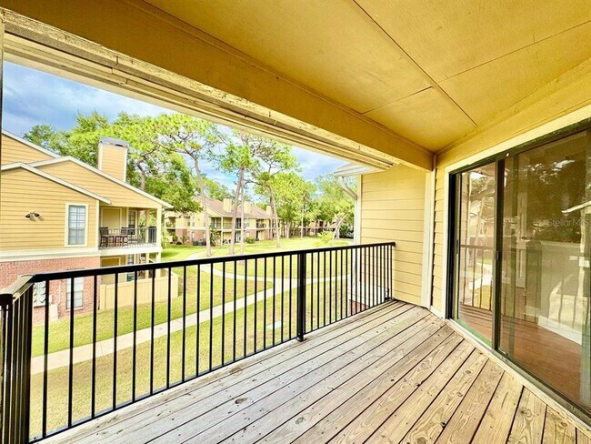 Building Photo - 8615 Mallard Reserve Dr