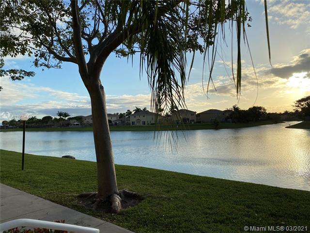 Building Photo - 20950 SW 87th Ave