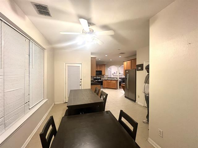 Building Photo - 5017 Remington Dr