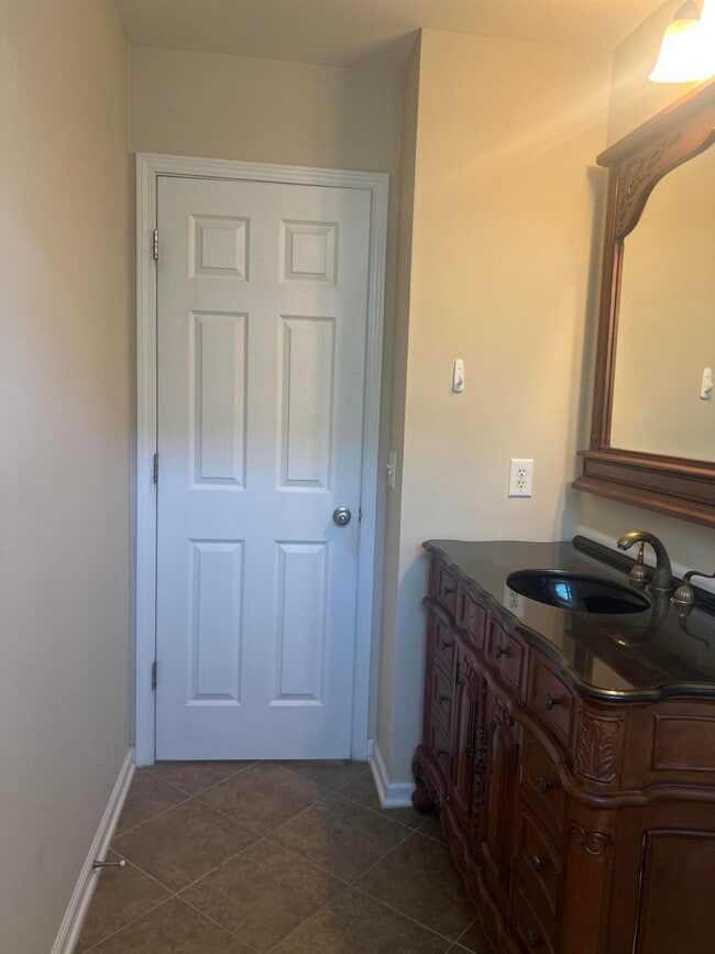 Building Photo - 3625 Galloway Ln