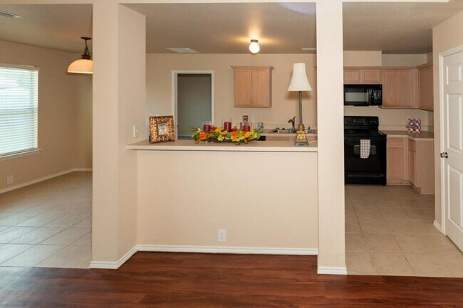 Building Photo - 3015 Marigold Drive