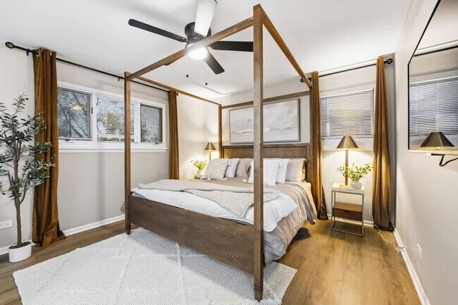 Building Photo - 1410 N Lama Ln