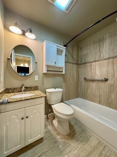 Building Photo - 15 Nantucket Dr