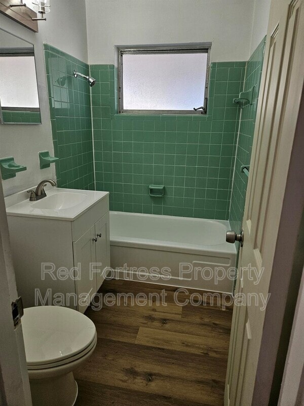 Building Photo - 803 Palm Blvd