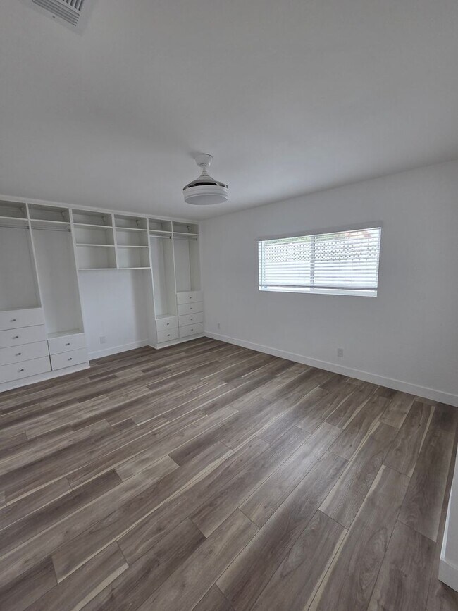Building Photo - House with many upgraded features