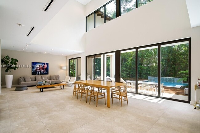 Building Photo - 4760 SW 76th Terrace