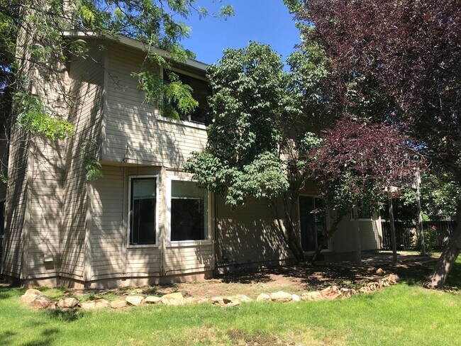 Building Photo - 4271 N Pennfield Pl