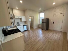 Kitchen with updated appliances - 1408 Russell St