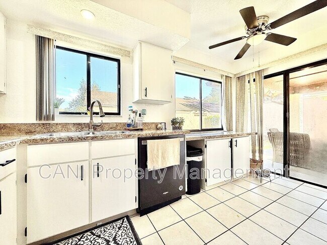 Building Photo - 435 Loblolly Ln