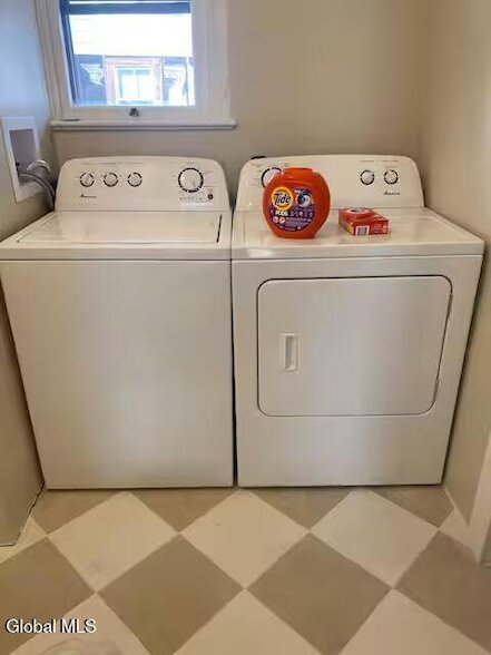 Building Photo - 77 White St