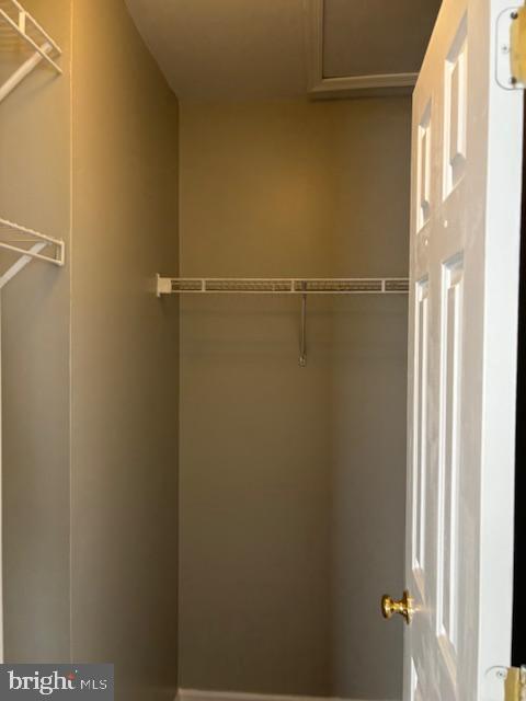 Building Photo - 4258 Normandy Ct