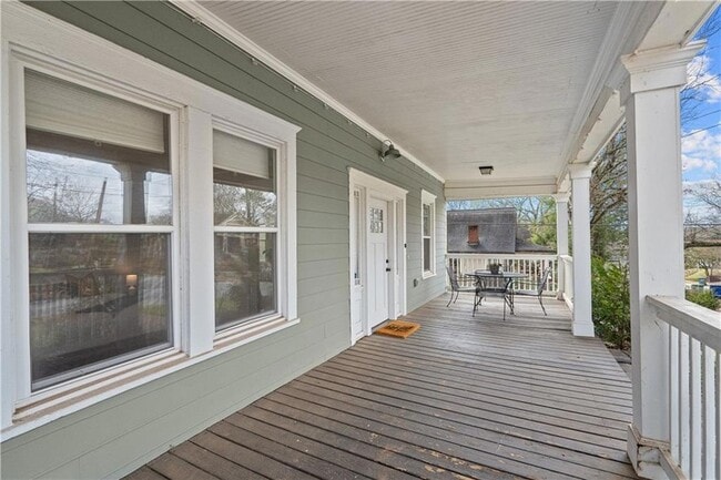 Building Photo - 1412 Allene Ave SW