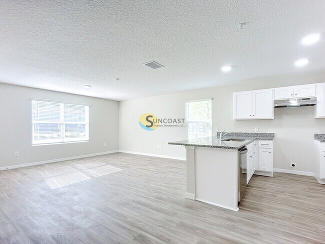 Building Photo - FIRST MONTH FREE!