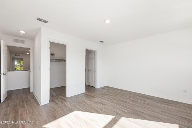 Building Photo - 66 Pamplona Dr