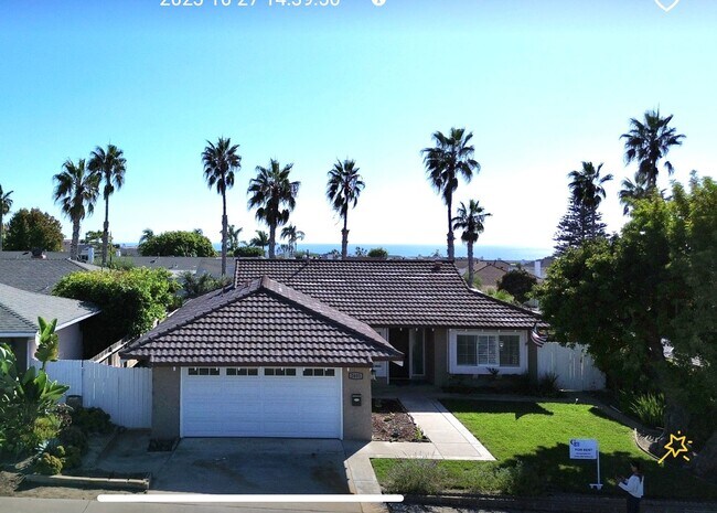 Primary Photo - Ocean view Shorecliffs 3 bedroom 2 bath si...