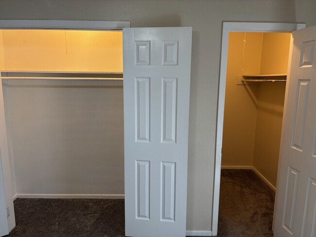 Building Photo - 2 bed/1.5 bath unit close to Hallmark Park and Hulen Mall