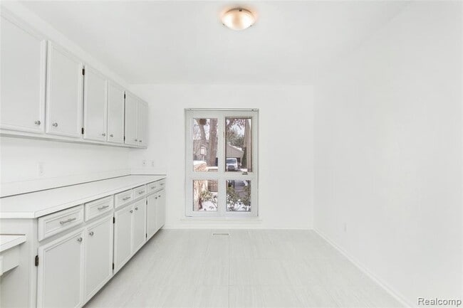 Building Photo - 1360 Bramblebush Run