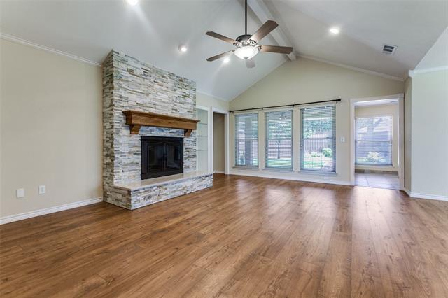 Building Photo - 2514 Golden Oaks Dr