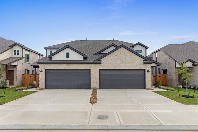 Building Photo - Elevated Living in Sundera at River Ranch | 4 Weeks Free