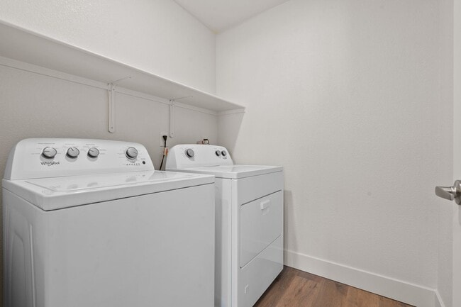 Building Photo - The Aspen - Luxurious 3 Bedroom 2.5 Bath T...