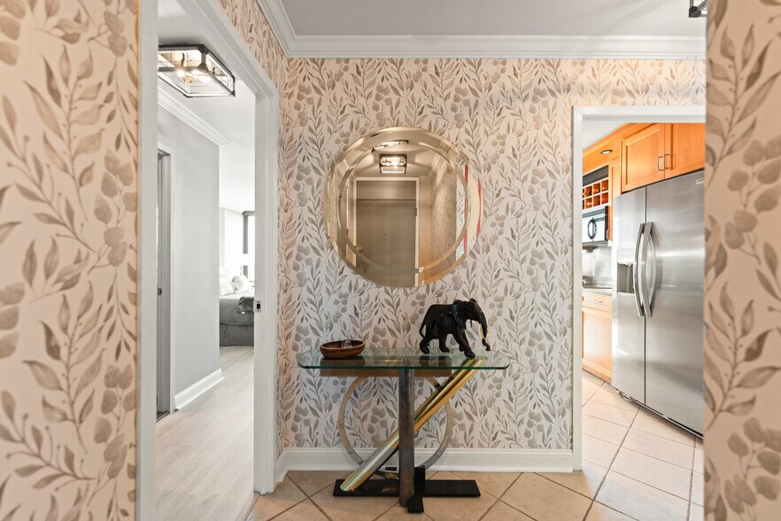 Building Photo - 1560 N Sandburg Terrace