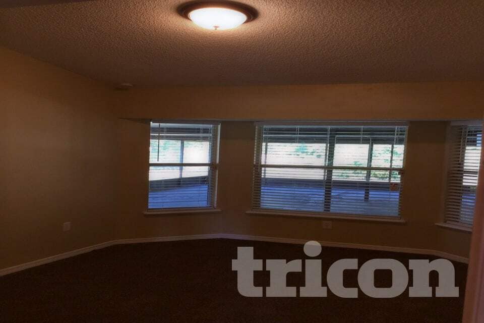 Building Photo - 2884 Forest Edge Dr