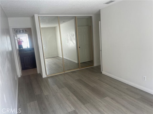 Building Photo - 3558 Raven Dr