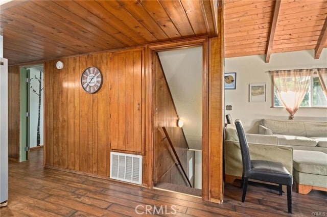 Building Photo - 790 Berne Dr