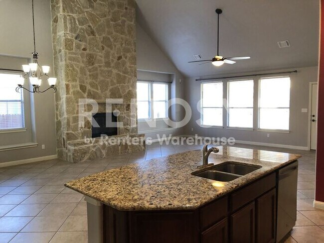 Building Photo - Gorgeous, 3 Bedroom/2 Bath Home in Avalon!!