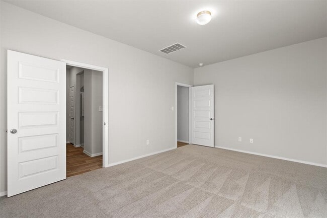 Building Photo - 2713 Towy Rd