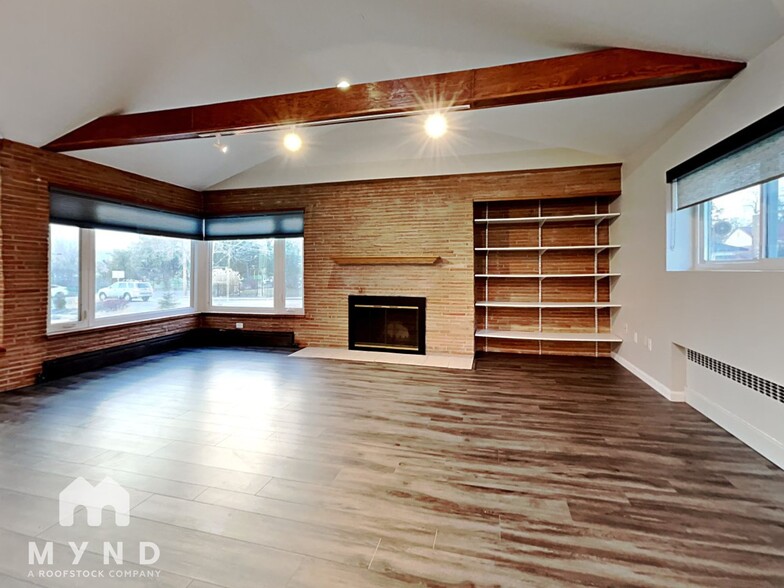 Building Photo - 2610 Tennyson St