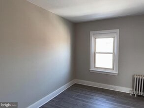 Building Photo - 706 Chain St