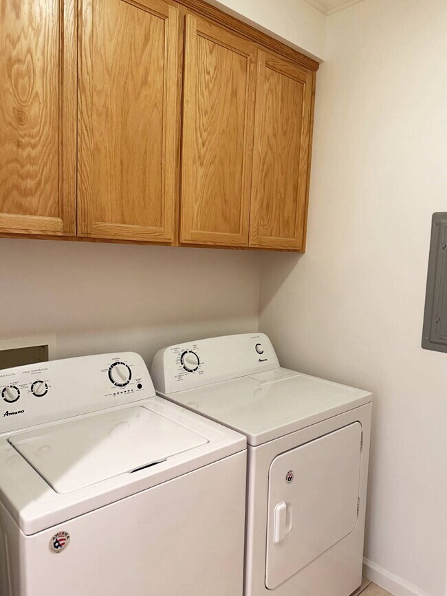 Building Photo - Eastside Sonoma | Single-Level Living Near the Plaza