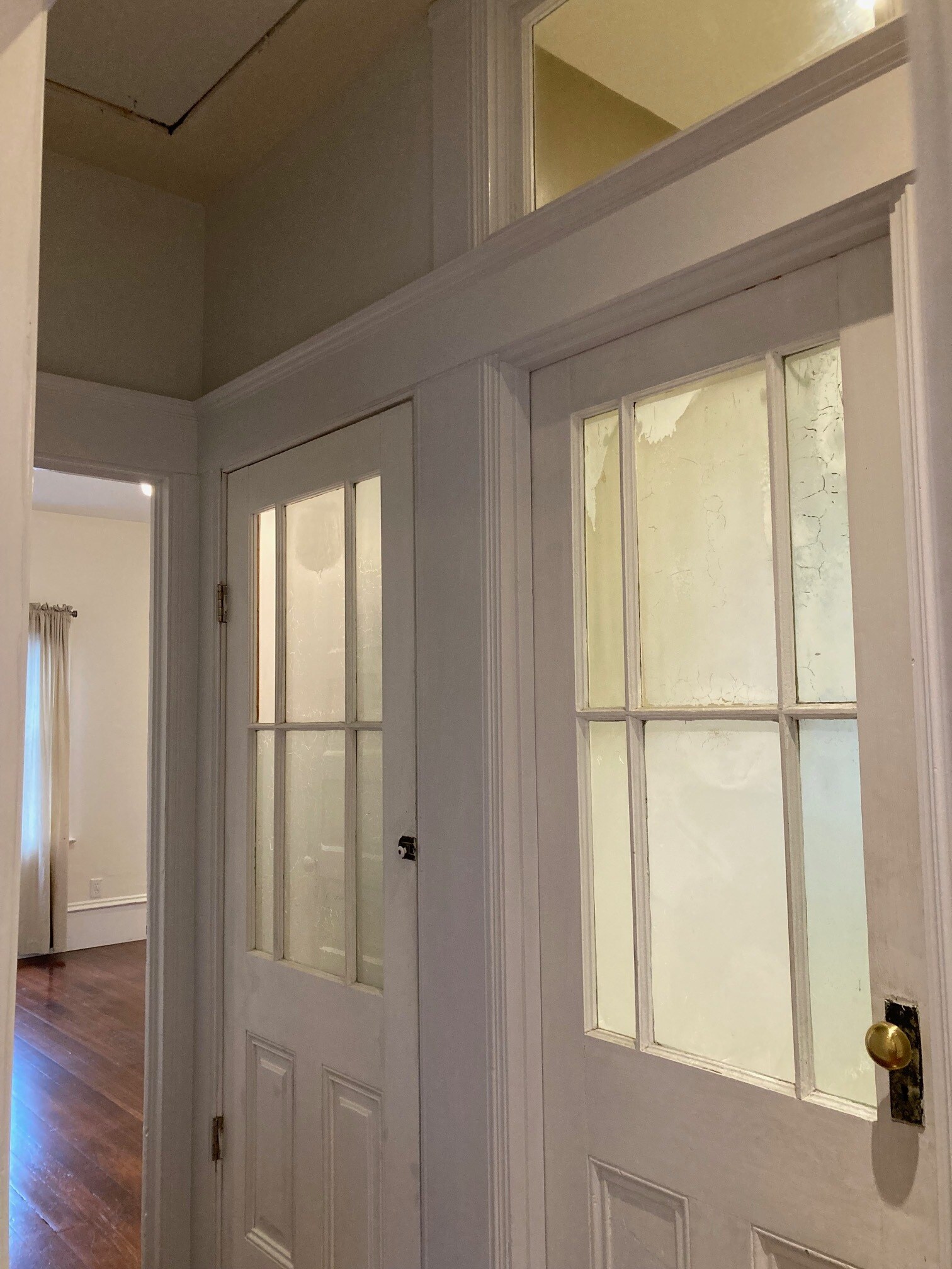hallway - 407 Avon St