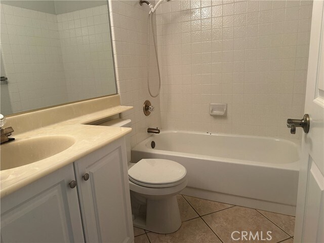 Building Photo - 9545 Alta Loma Dr