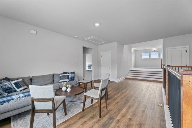 Building Photo - 1801 Headwaters Blvd