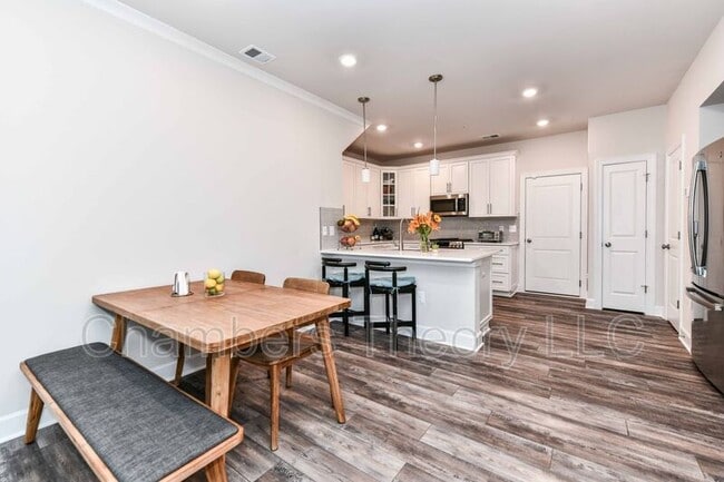 Building Photo - 43446 Stonewood Crossing Ter