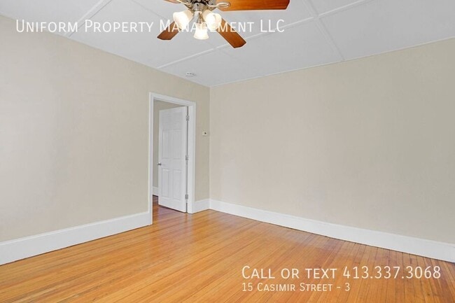 Building Photo - 15 Casimir St