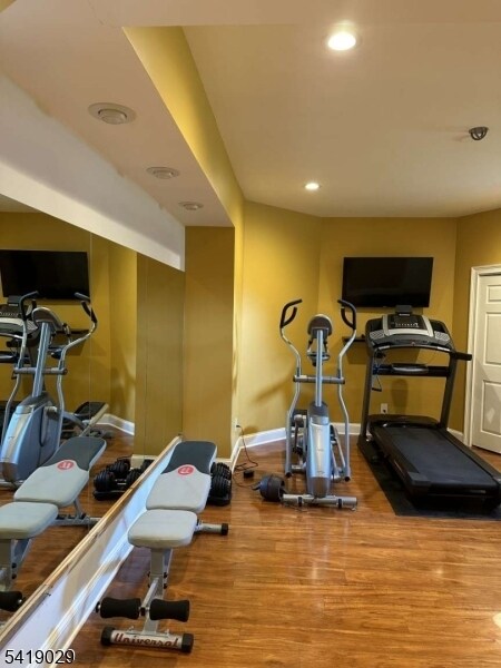 Building Photo - 104 Darren Dr