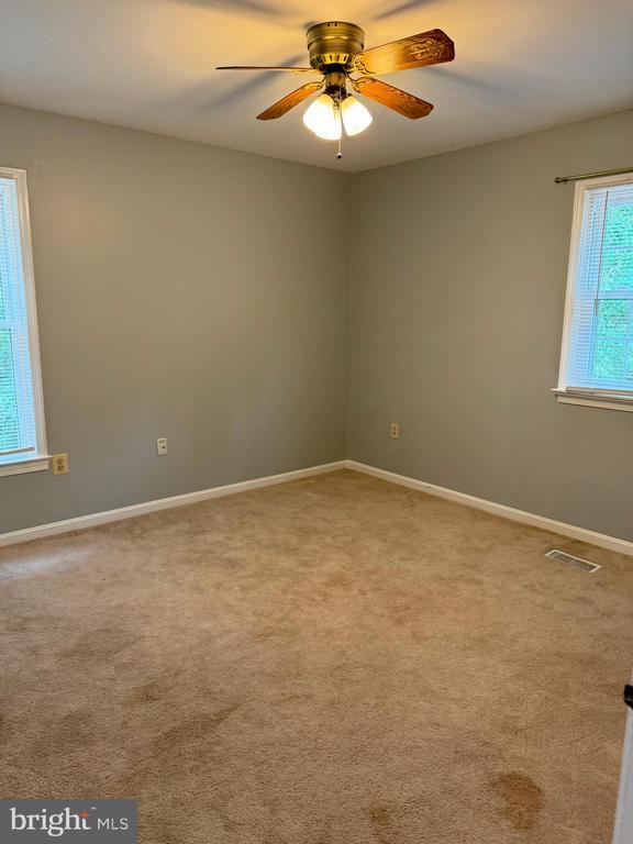 Building Photo - 12859 Valleywood Dr