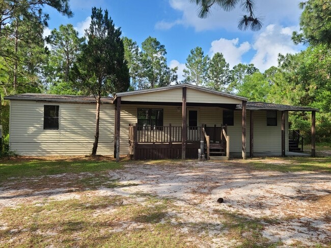 Building Photo - 8405 Verano St